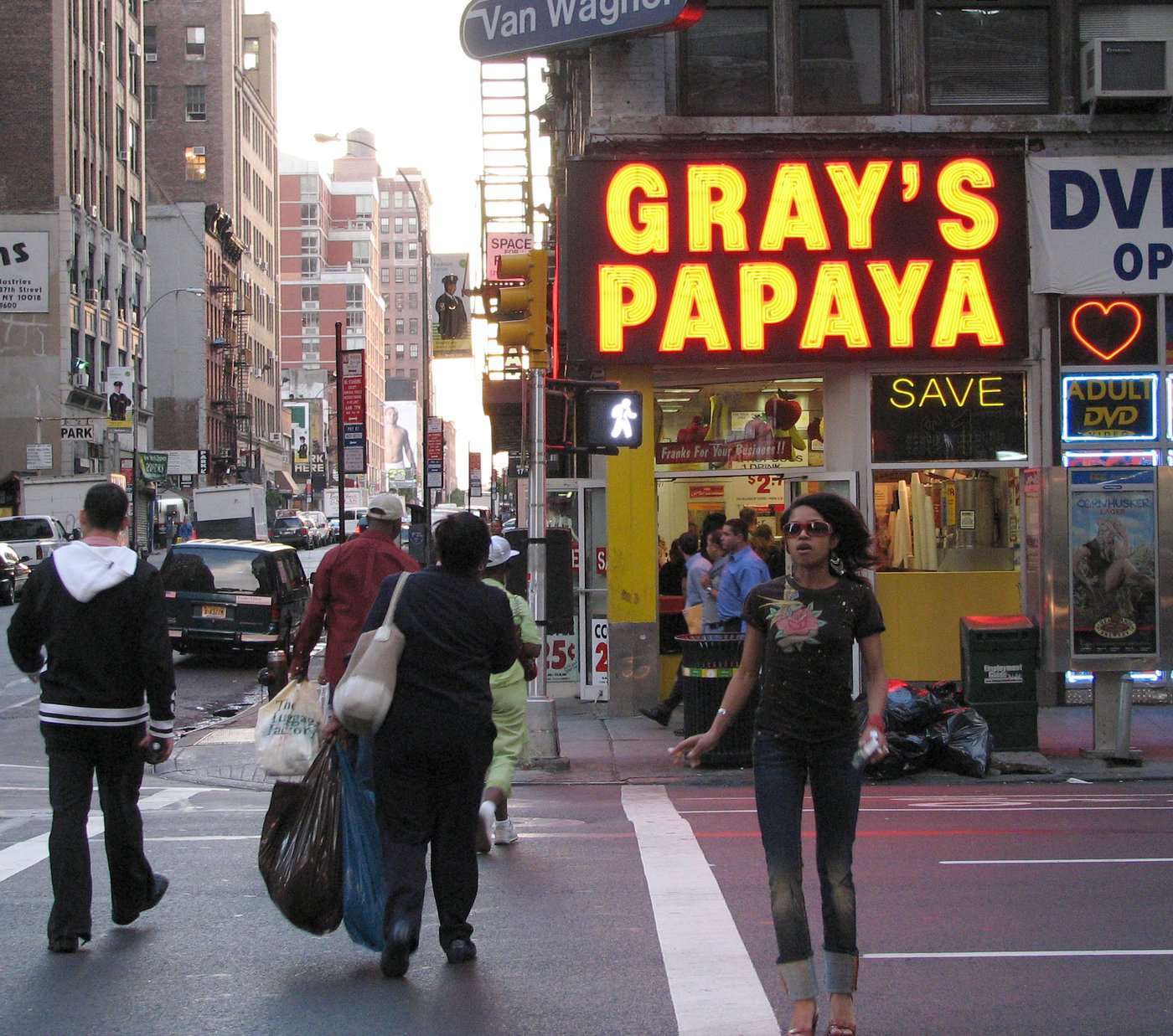 Gray's Papaya storefront